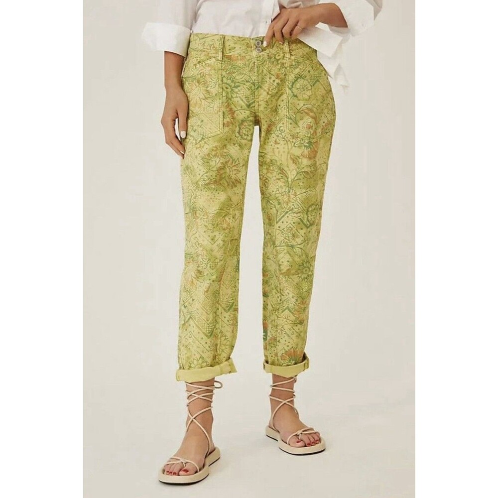 $140 Anthropologie Pilcro The Wanderer Low-Rise Pants Size 25 green Pattern Jean